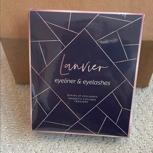 Lanvier Eyeliner & Eyelashes Set